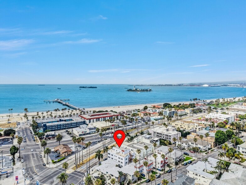 3921 E Livingston Dr, Long Beach, CA for sale - Building Photo - Image 3 of 25