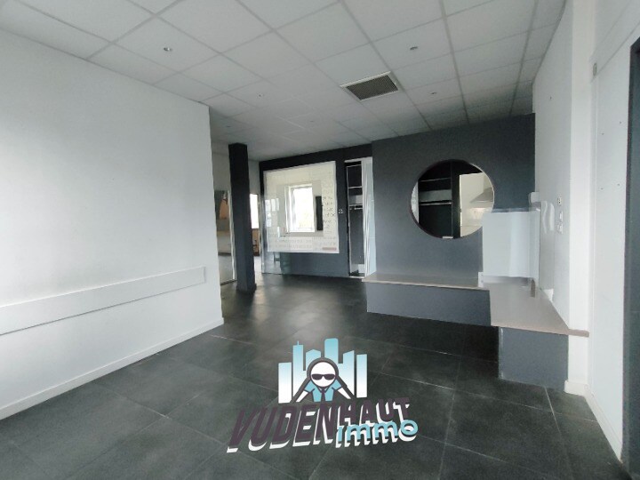 Office in Toulouse for lease - Interior Photo - Image 3 of 9