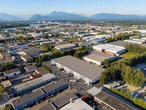 19488 94 Av, Surrey, BC - Aerial  map view