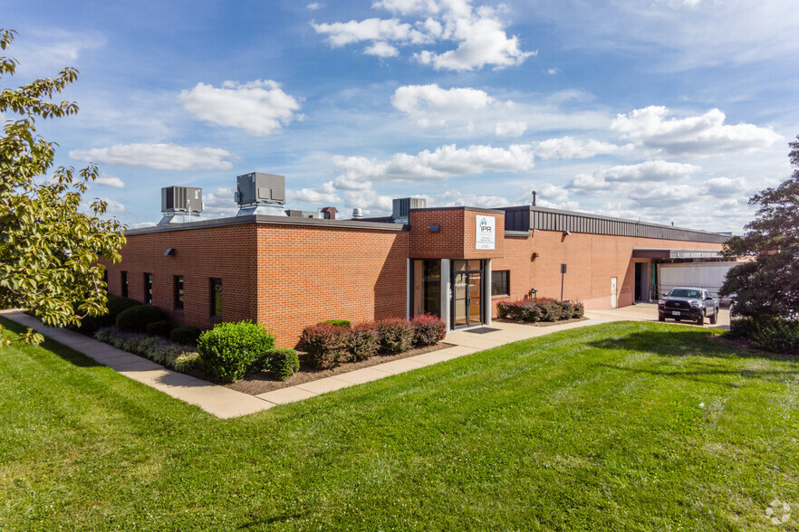 10555 Tucker St, Beltsville, MD for lease - Building Photo - Image 1 of 6