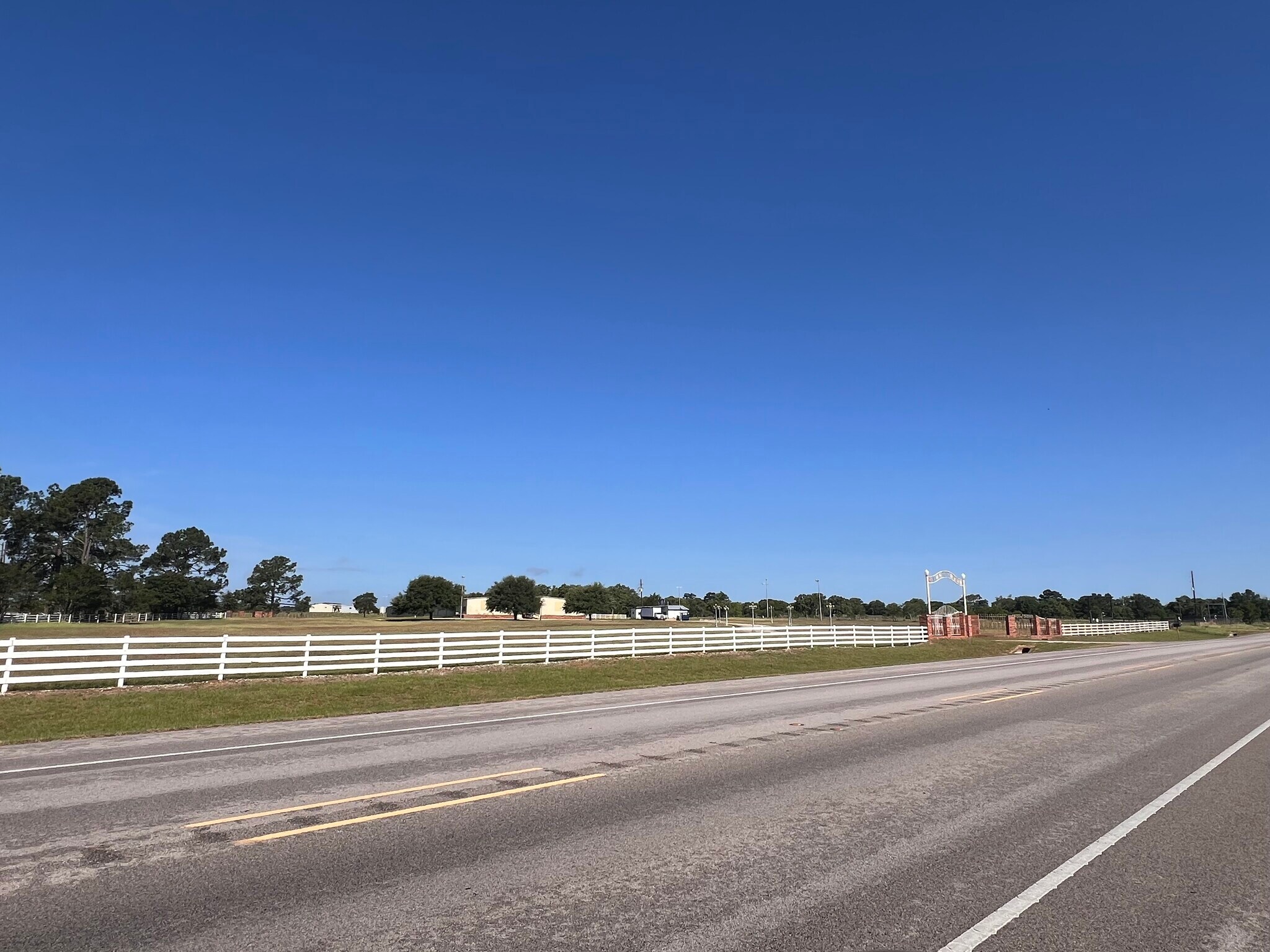 2502 Highway 304, Smithville, TX à vendre Photo principale- Image 1 de 13