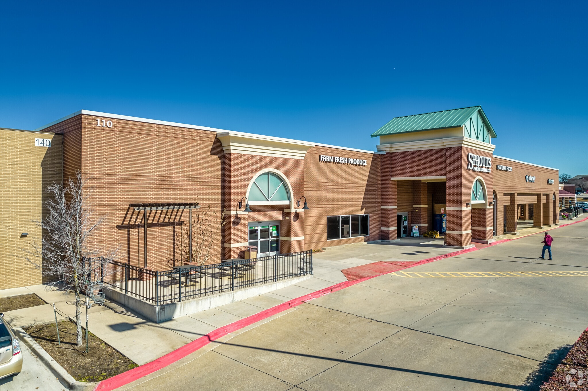 110 W Sandy Lake Rd, Coppell, TX for lease Building Photo- Image 1 of 16