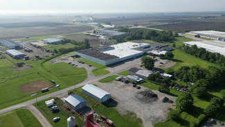 Plus de détails pour 900 S Cain St, Clinton, IL - Industriel à vendre