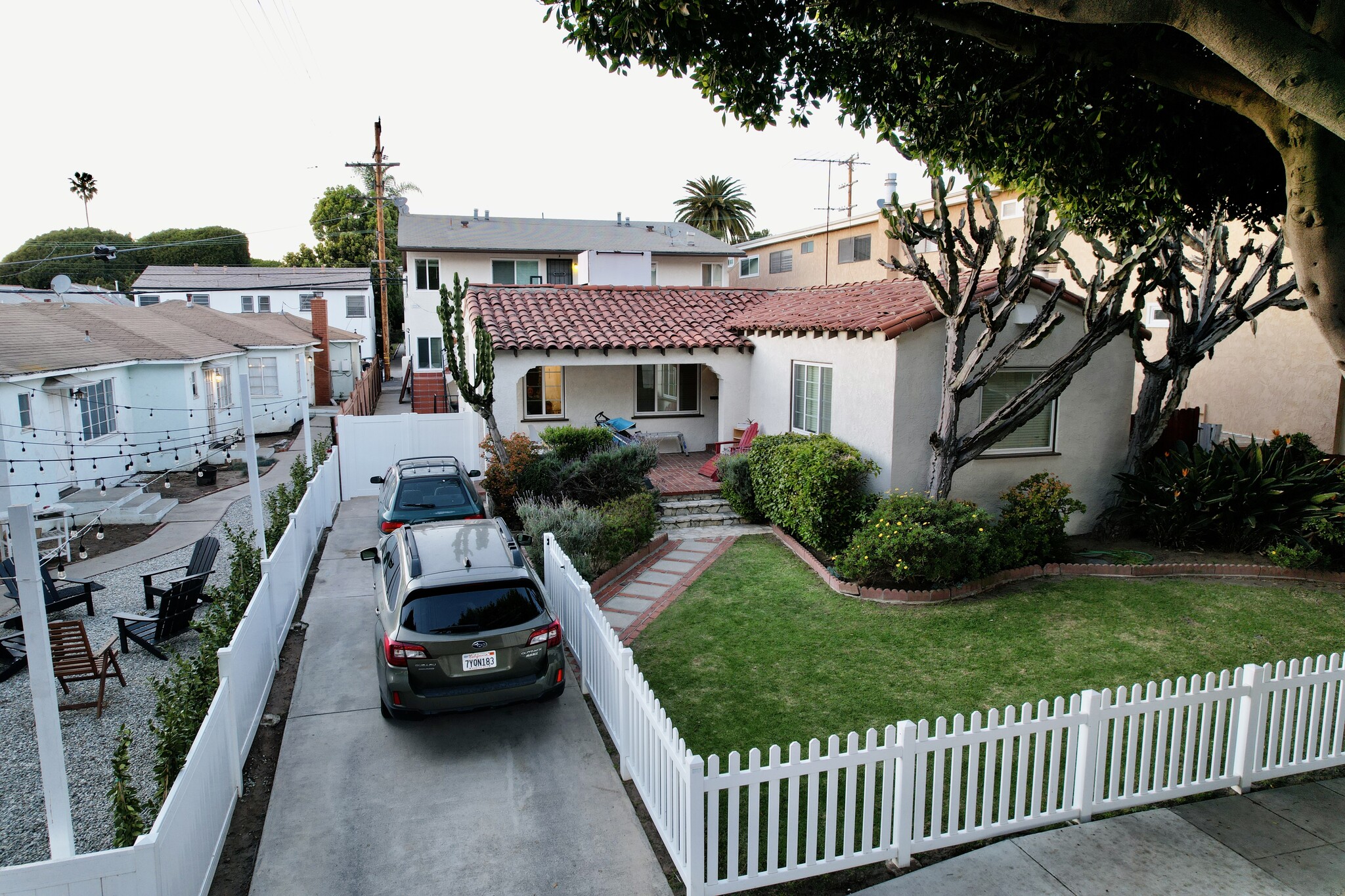 2211 Oak St, Santa Monica, CA à vendre Photo du bâtiment- Image 1 de 1