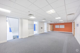 Queensway, Newport for lease Interior Photo- Image 1 of 1