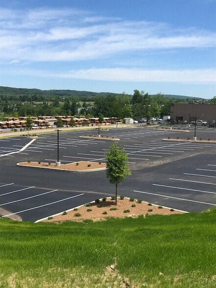 1008 South Chestnut, Downingtown, PA for lease - Primary Photo - Image 1 of 1