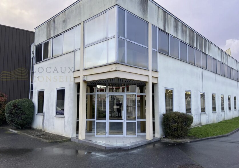 Industriel dans Argenteuil à vendre - Photo du bâtiment - Image 3 de 8