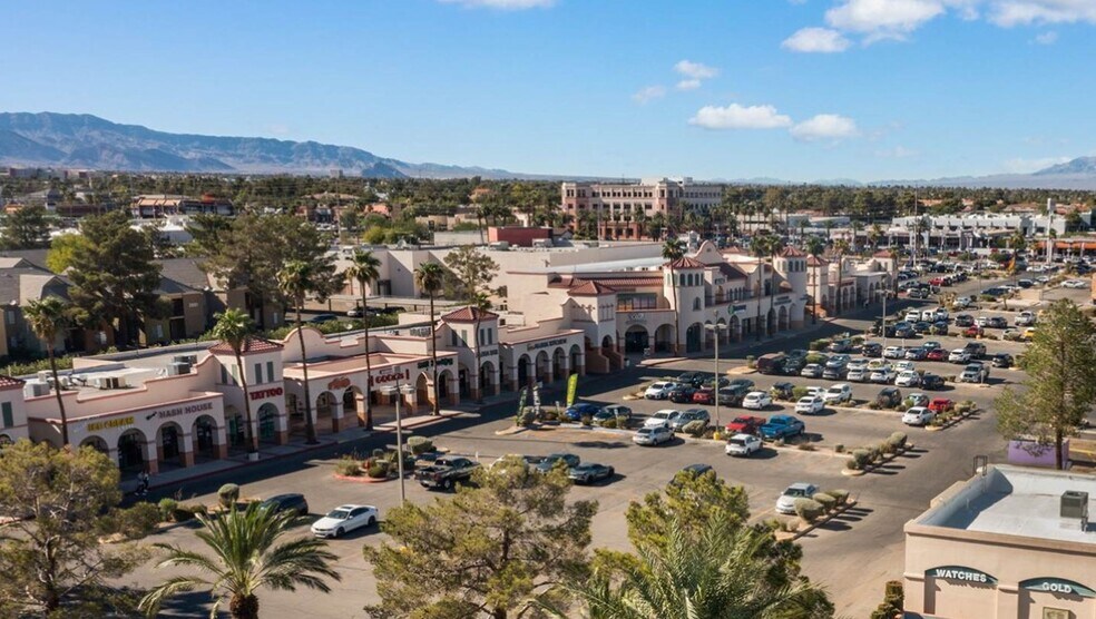 2605-2645 S Decatur Blvd, Las Vegas, NV à louer - Photo du bâtiment - Image 3 de 22