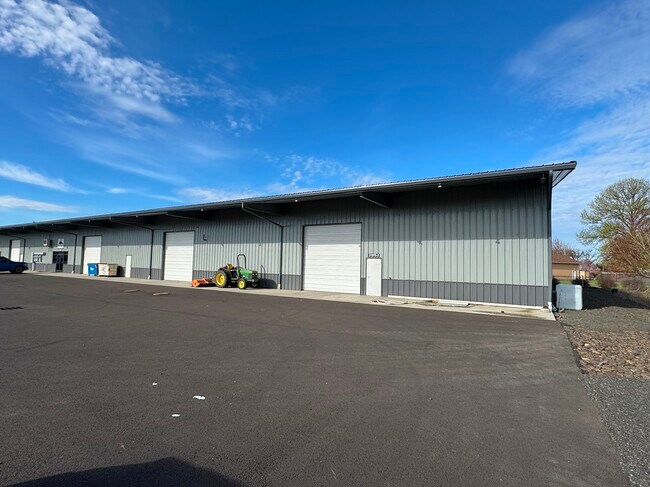 More details for 31970 Cinema way, Tangent, OR - Industrial for Lease