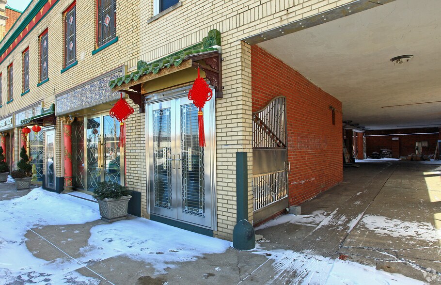 2148 Rockwell Ave, Cleveland, OH à vendre - Photo du bâtiment - Image 2 de 9