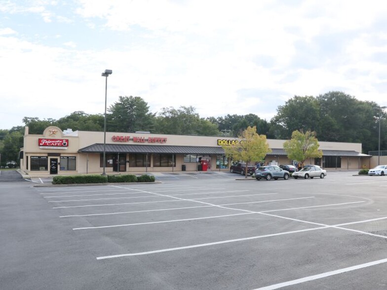 341 N Main St, Woodruff, SC for lease - Primary Photo - Image 1 of 4