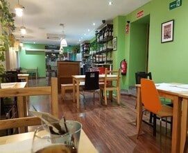 Commerce de détail dans Alcalá de Henares, Madrid à louer Photo intérieure- Image 2 de 5