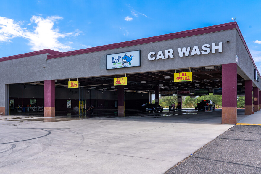 Car Wash chain of 3 locs $8.4M  w land portefeuille de 3 propriétés à vendre sur LoopNet.ca - Photo du bâtiment - Image 2 de 4