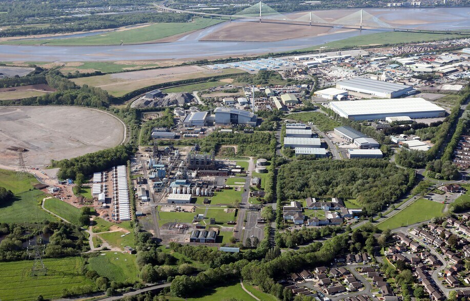 Bennett's Ln, Widnes à vendre - Photo du bâtiment - Image 2 de 4