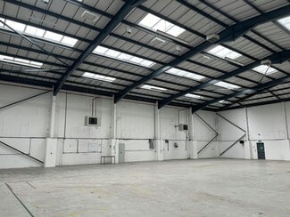 More details for Old Brighton Rd, Lowfield Heath - Industrial for Lease