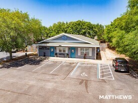 25 & 35 Carson Dr, Fort Walton Beach, FL for sale - Primary Photo - Image 1 of 2