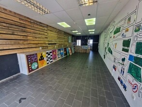 Greywell Rd, Havant for lease Interior Photo- Image 2 of 2