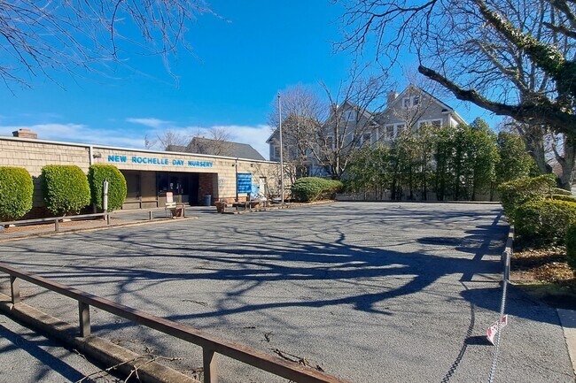 More details for 115 Clinton Ave, New Rochelle, NY - Specialty for Sale