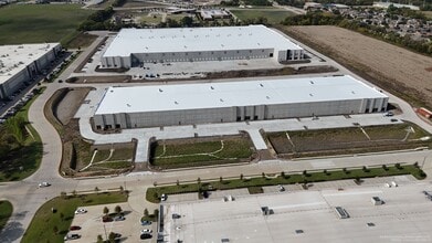 310 Cypress Hill Dr, McKinney, TX for lease Interior Photo- Image 1 of 2