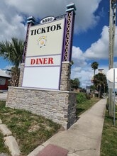 8520 W Irlo Bronson Memorial Hwy, Kissimmee, FL for sale Building Photo- Image 2 of 4