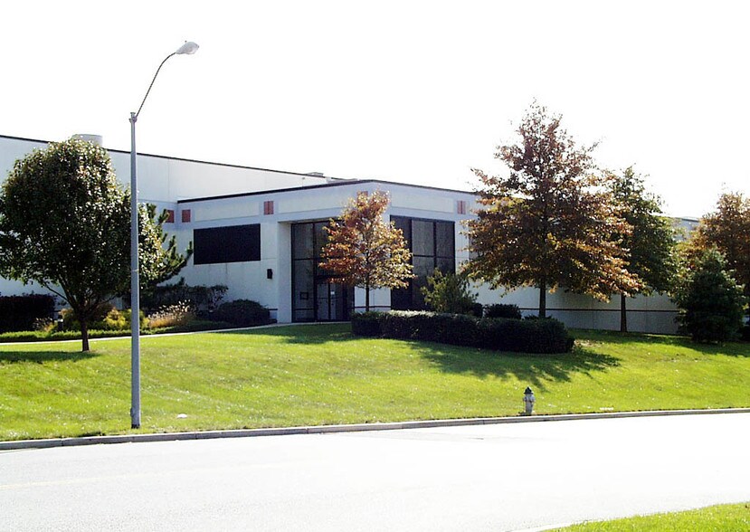 400 Commerce Dr, Upper Marlboro, MD à louer - Photo du bâtiment - Image 2 de 4