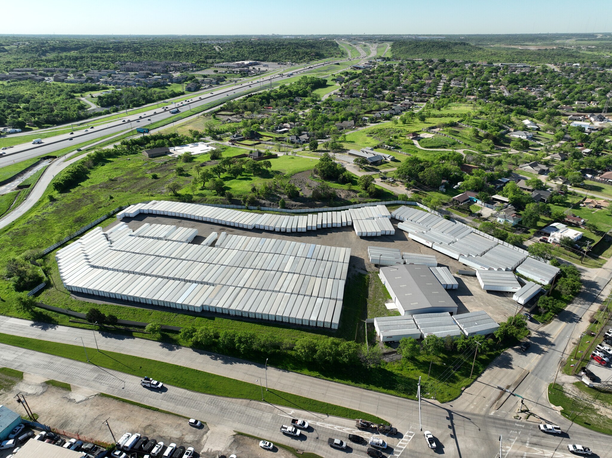 5956 W Jefferson Blvd, Dallas, TX for lease Building Photo- Image 1 of 11