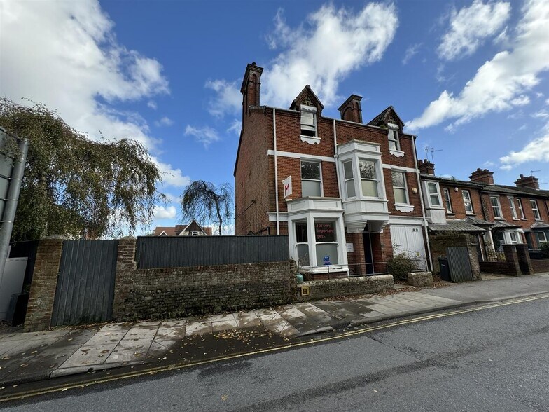 123 Exeter St, Salisbury à vendre - Photo du bâtiment - Image 2 de 10