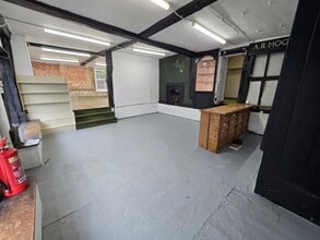 61-63 High St, Steyning à louer Photo intérieure- Image 2 de 5