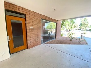 7550 N 19th Ave, Phoenix, AZ for lease Building Photo- Image 2 of 17