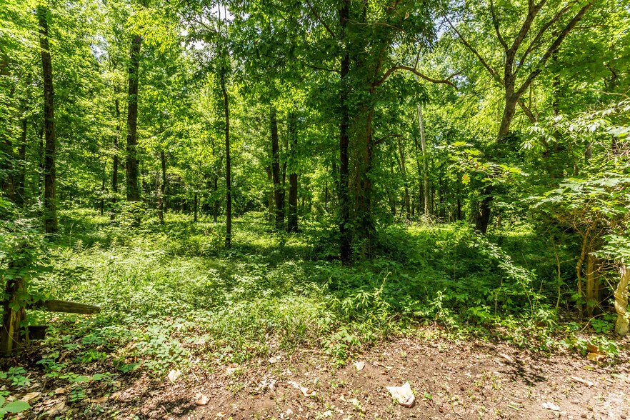 6999 Goodlett Farms Pky, Cordova, TN for sale - Primary Photo - Image 1 of 1