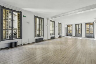 15 Rue De La Banque, Paris for lease Interior Photo- Image 1 of 11