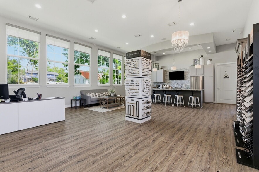 21012 Eva St, Montgomery, TX à vendre - Photo du bâtiment - Image 3 de 35
