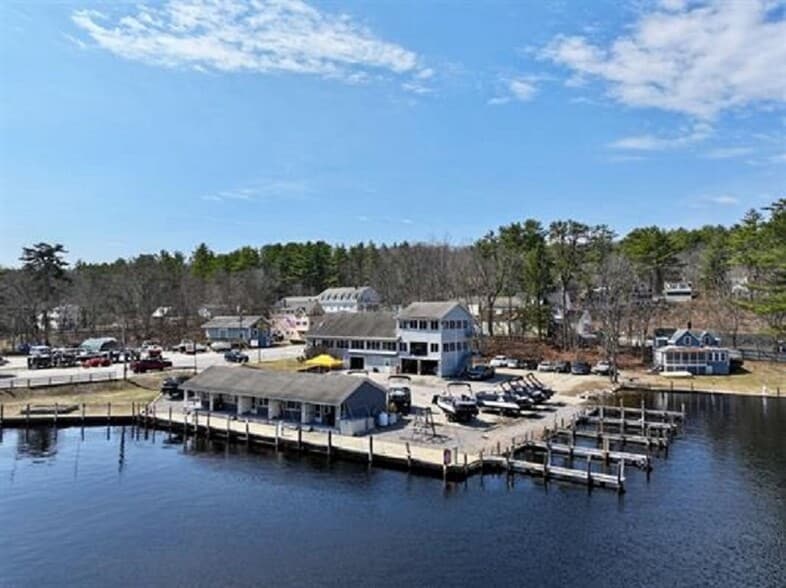 19 Viewland Ct, Alton, NH for sale - Building Photo - Image 2 of 6