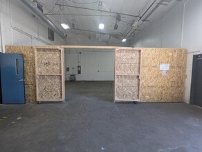 3901 SE Naef Rd, Portland, OR for lease Interior Photo- Image 1 of 9