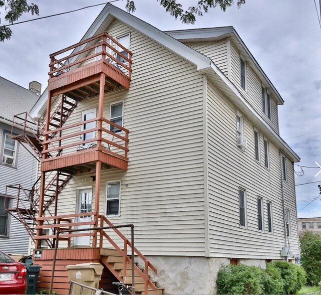 554 W Mifflin St, Madison, WI à vendre - Photo du bâtiment - Image 2 de 2