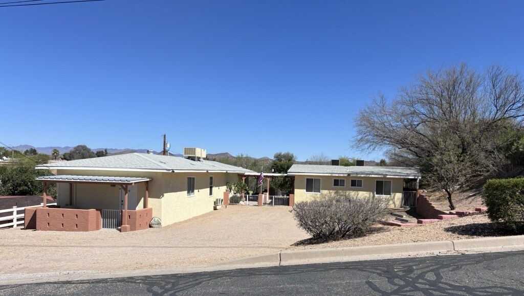 149 S Jackson St, Wickenburg, AZ à vendre Photo principale- Image 1 de 23
