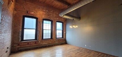 1100 W Cermak Rd, Chicago, IL for lease Interior Photo- Image 1 of 1