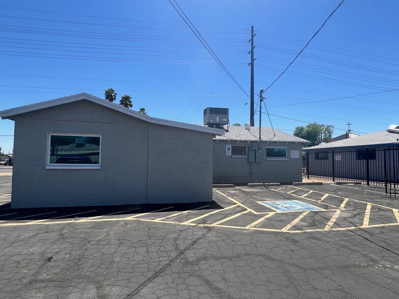 2822 W Northern Ave, Phoenix, AZ for sale - Building Photo - Image 2 of 7