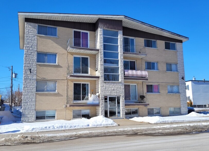235 Av Ducharme, Québec, QC for sale - Primary Photo - Image 1 of 1