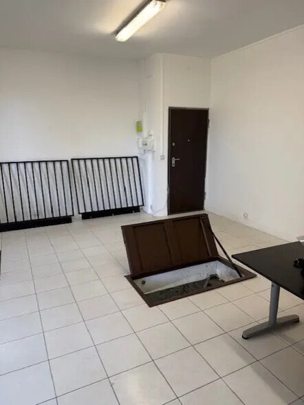 Commerce de détail dans Boulogne-Billancourt à louer - Photo intérieure - Image 3 de 6