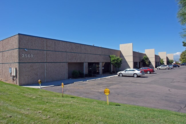 Plus de détails pour 3568 N Peoria St, Aurora, CO - Industriel à louer
