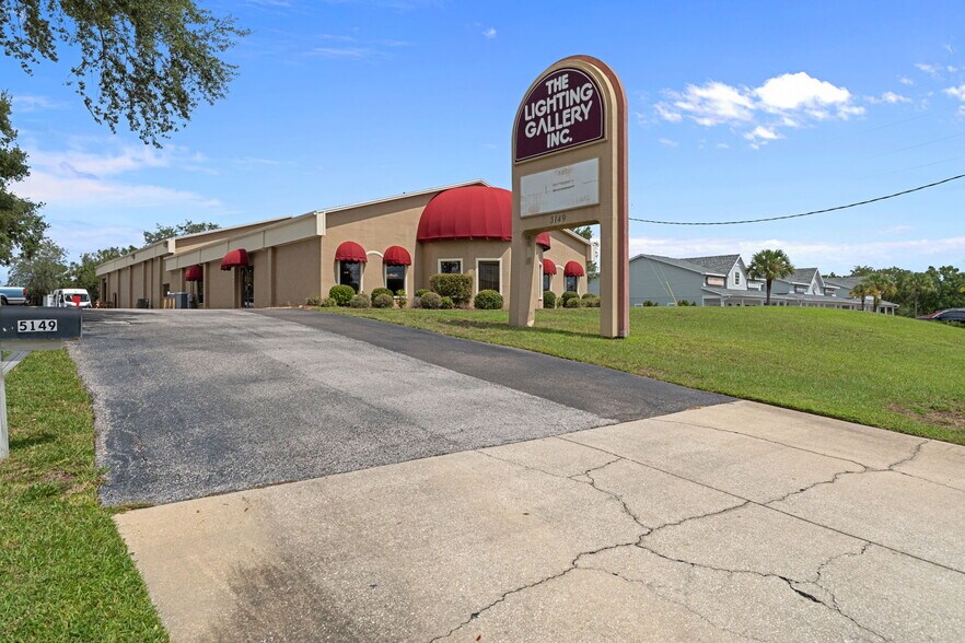 5149 Mariner Blvd, Spring Hill, FL à vendre - Photo principale - Image 1 de 68