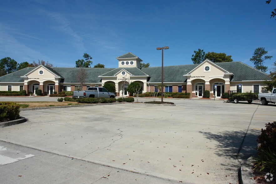1520 Business Center Dr, Orange Park, FL à louer - Photo du bâtiment - Image 2 de 4