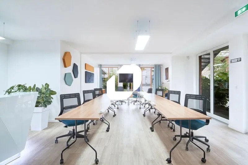 24-26 Avenue Vladimir Ilitch Lenine, Arcueil for lease Building Photo- Image 1 of 20