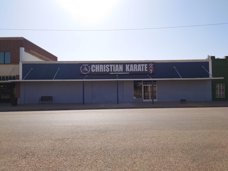 118 S Berkshire Ave, Crosbyton, TX for sale - Building Photo - Image 1 of 1