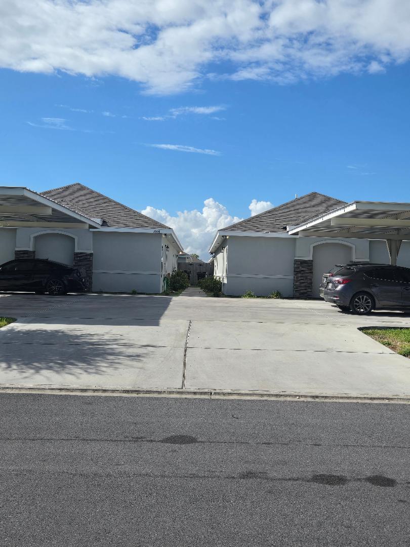 2104 Stauffer St, Weslaco, TX à vendre Photo du bâtiment- Image 1 de 7