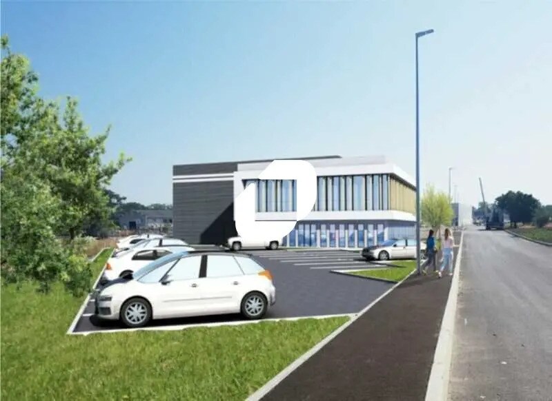 Flex in La Verpillière for sale Building Photo- Image 1 of 8