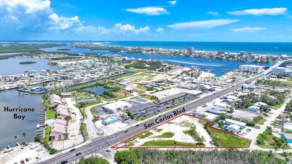 19030 San Carlos Blvd, Fort Myers, FL for sale - Building Photo - Image 2 of 9