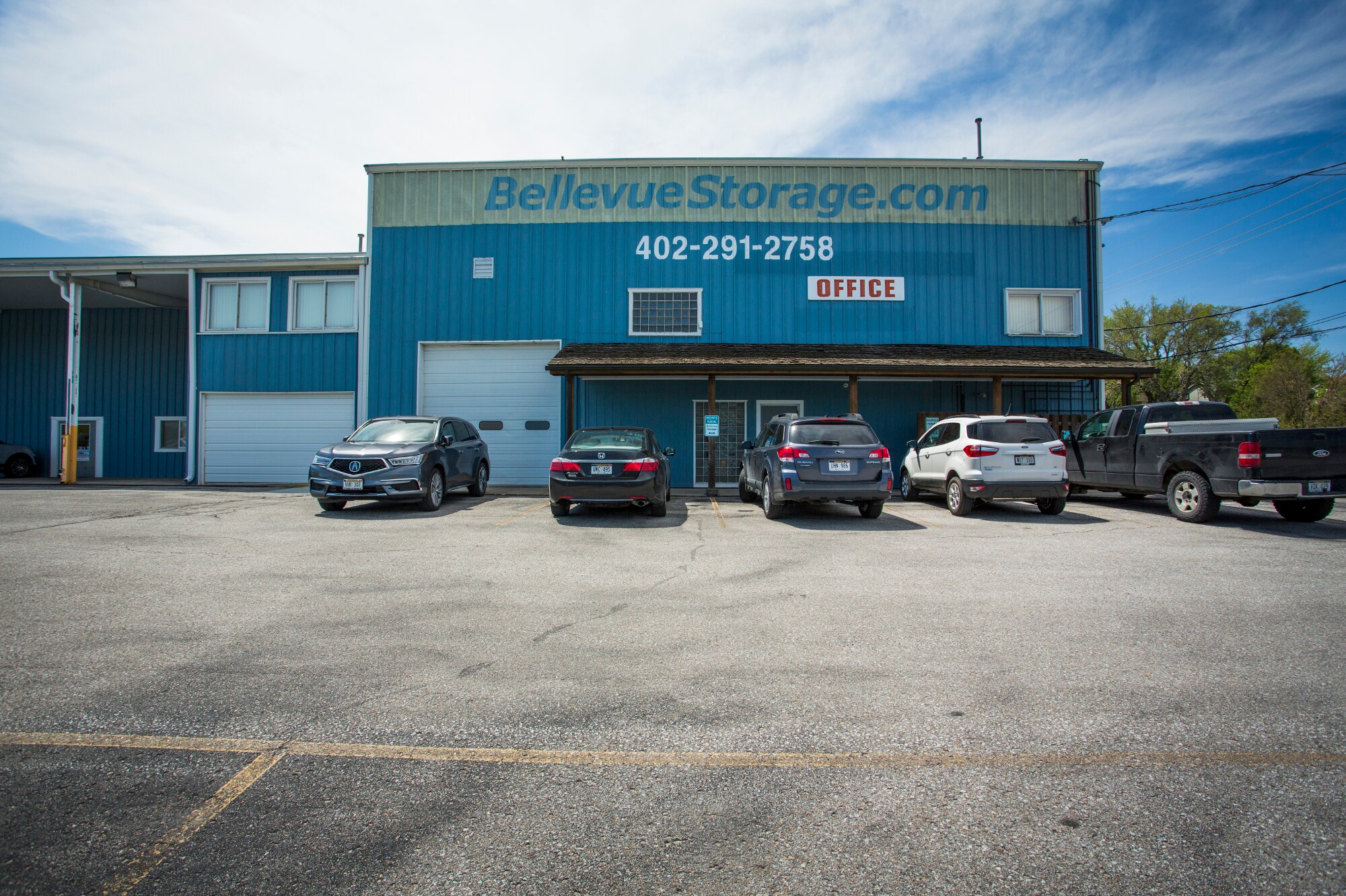 813 Thurston Ave, Bellevue, NE à vendre Photo du bâtiment- Image 1 de 3