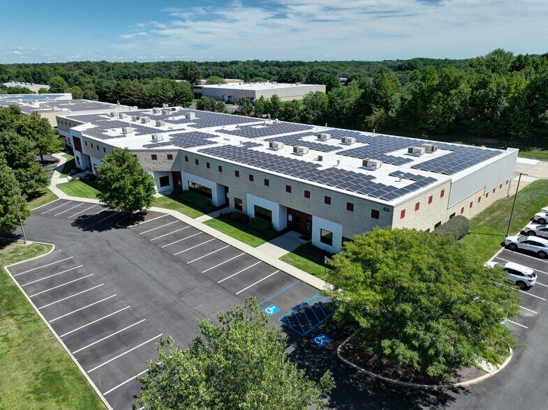 40 Twosome Dr, Moorestown, NJ à louer - Photo du bâtiment - Image 3 de 3